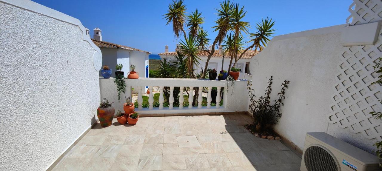 The Swallow'S Rest Beach House - Meia Praia Lagos Esterno foto