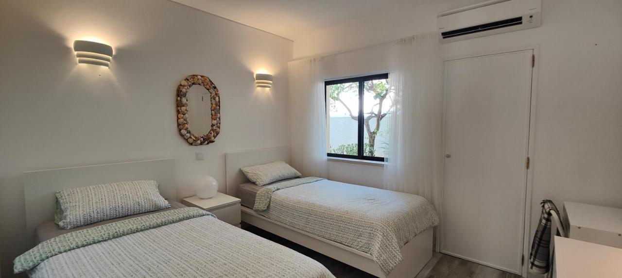 The Swallow'S Rest Beach House - Meia Praia Lagos Esterno foto