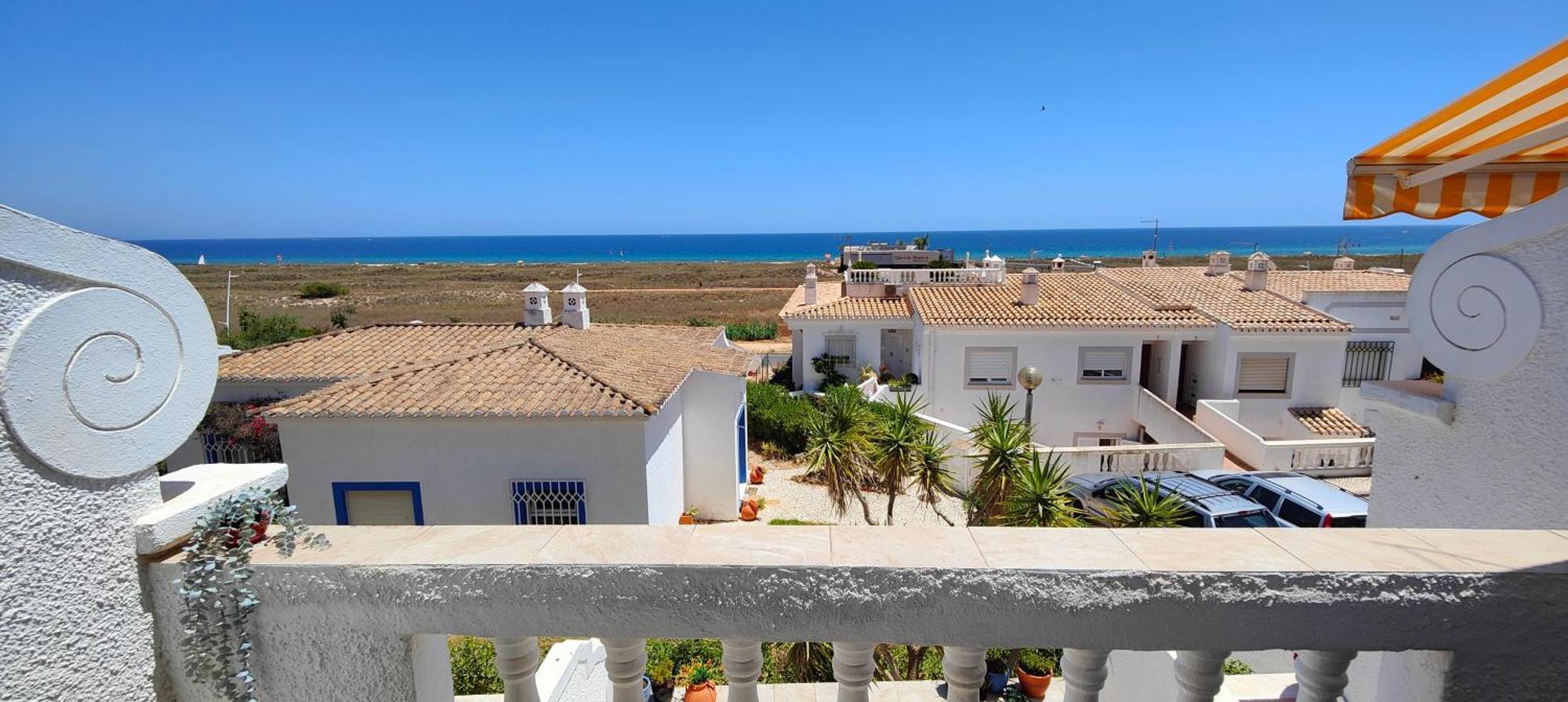 The Swallow'S Rest Beach House - Meia Praia Lagos Esterno foto